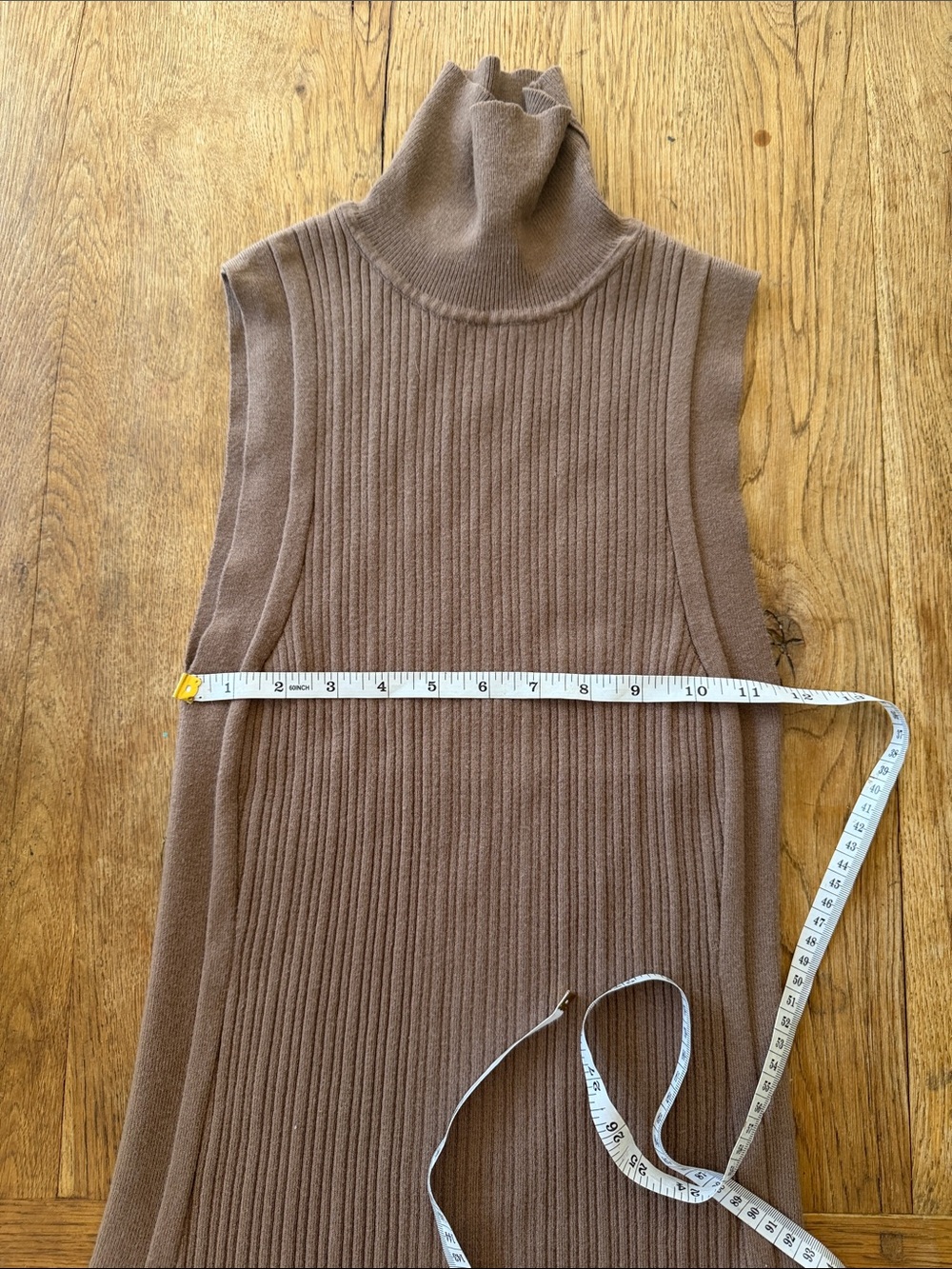 Varley Ribbed Sleeveless Turtleneck - Mauve Taupe size XS - Picture 4 of 5